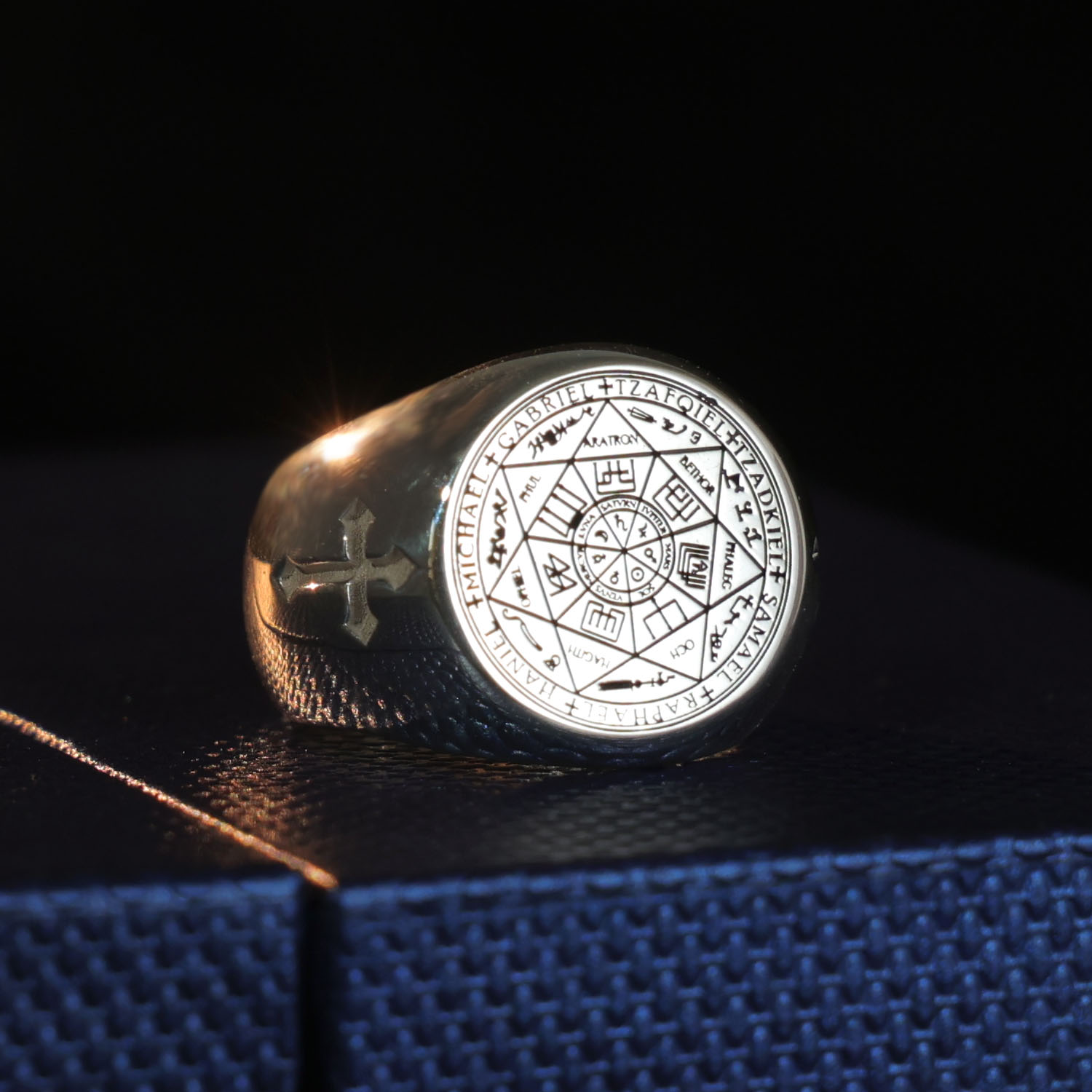 20mm Solid Signet Ring 925 Sil - Men Accessories In Silver review and price
